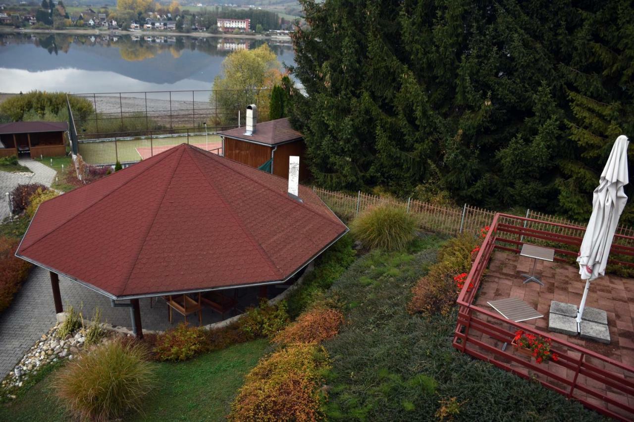 Penzion Koruna Nitrianske Rudno Esterno foto