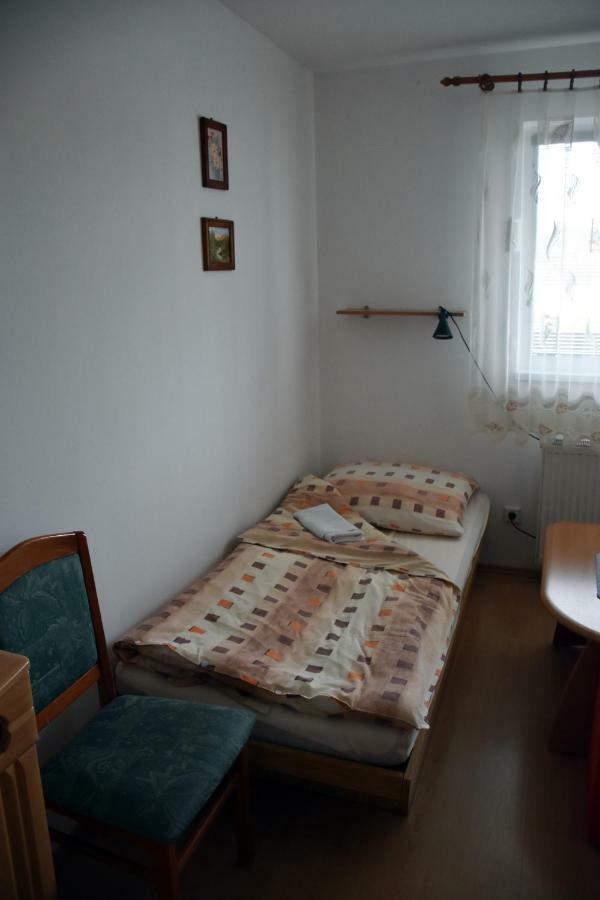 Penzion Koruna Nitrianske Rudno Esterno foto